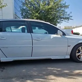 Opel Signum 2005