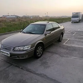 Toyota Camry 1999