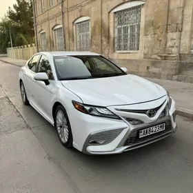 Toyota Camry 2020