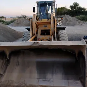 XCMG LW300F 2010