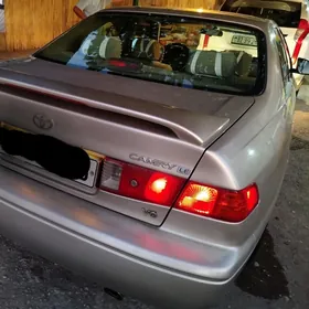 Toyota Camry 2000