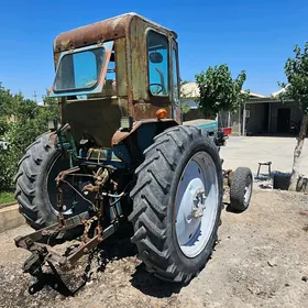 MTZ T-28 2000