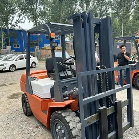 Kara Forklift 2021