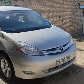 Toyota Sienna 2007