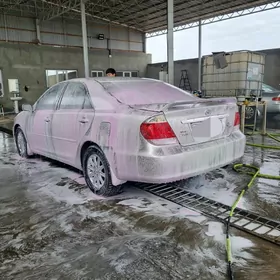 Toyota Camry 2005