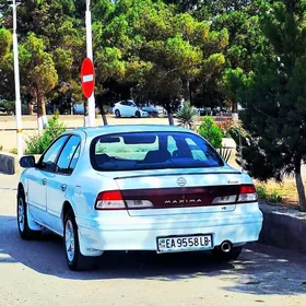 Nissan Maxima 1996