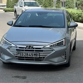 Hyundai Elantra 2020