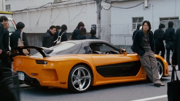 Оранжево-черную Mazda RX-7 из «Токийского дрифта» продали за $1,2 млн