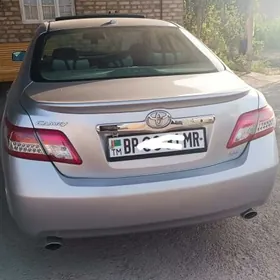 Toyota Camry 2010