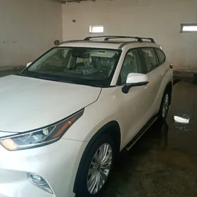 Toyota Highlander 2022