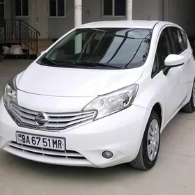 Nissan Versa Note 2019