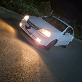 Daewoo Lacetti 2004