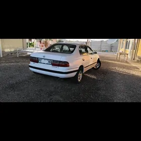 Toyota Corona 1995