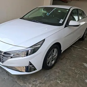 Hyundai Elantra 2021