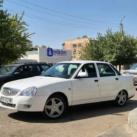 Lada Priora 2012