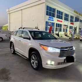 Toyota Highlander 2016