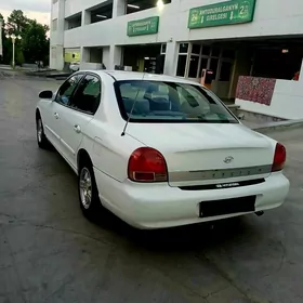 Hyundai Sonata 2001