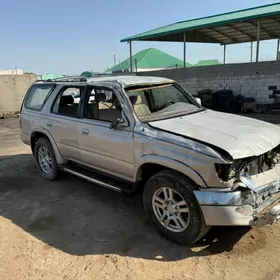 Toyota 4Runner 2000