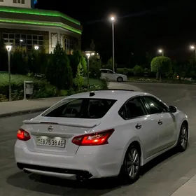 Nissan Altima 2017