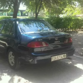 Toyota Corolla 1999