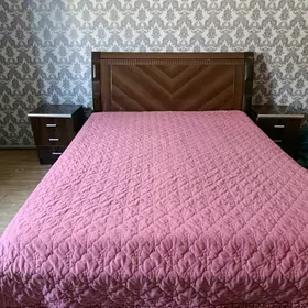 кровать