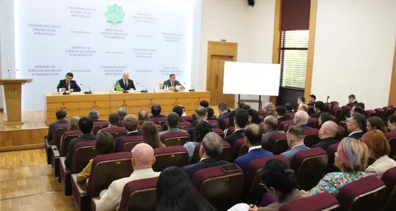 МИД провёл брифинг по подготовке к конференции ООН LLDC3