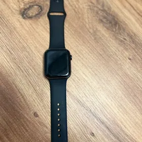 Apple Watch 5/44/88%