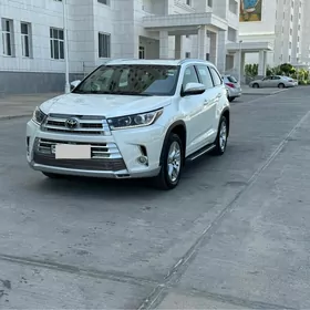 Toyota Highlander 2017
