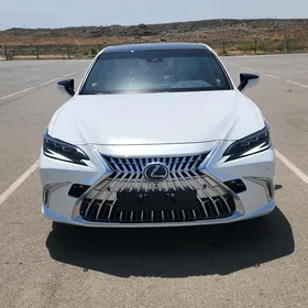 Lexus ES 350 2025
