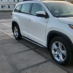 Toyota Highlander 2017