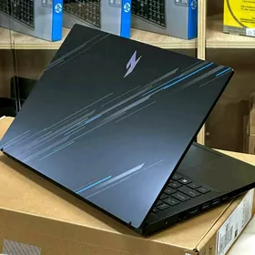 Nitro V15/i7/RTX 4060/RAM 16