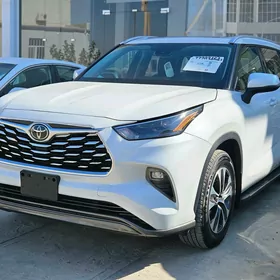 Toyota Highlander 2022