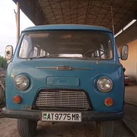 UAZ 452 1984