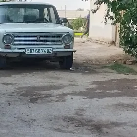 Lada 2104 1986