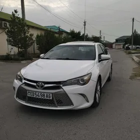 Toyota Camry 2016