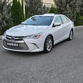 Toyota Camry 2016
