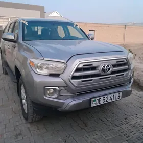 Toyota Tacoma 2016