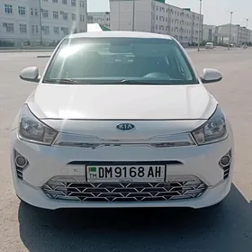 Kia Rio 2021