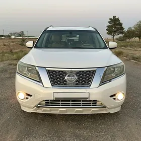 Nissan Pathfinder 2014