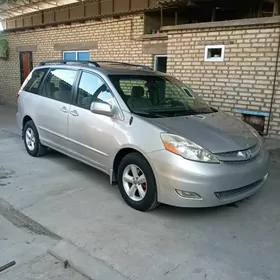 Toyota Sienna 2007