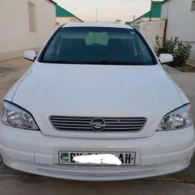 Opel Astra 2005
