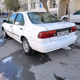 Nissan Sunny 1996