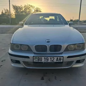 BMW E39 2001
