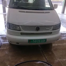 Volkswagen Transporter 2003