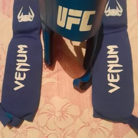шлем UFC