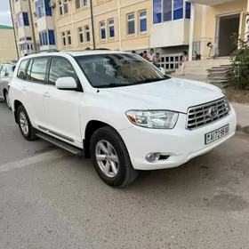 Toyota Highlander 2010