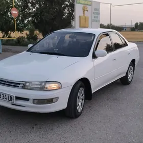 Toyota Carina 1995