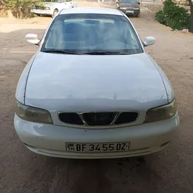Daewoo Nubira 1999