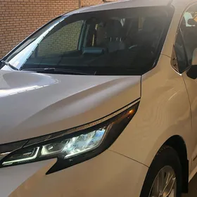 Toyota Sienna 2021