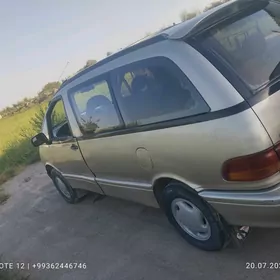Toyota Previa 1991